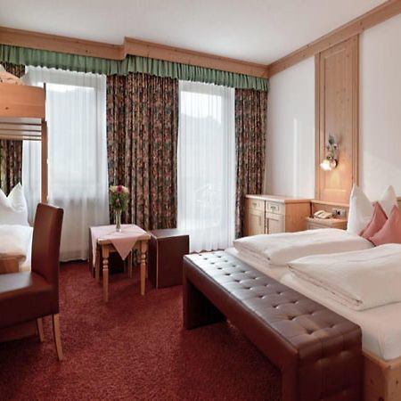 Ferienhotel Hoppet Hart im Zillertal Exterior foto