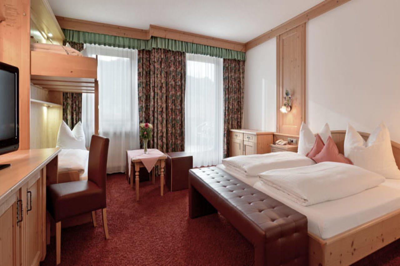 Ferienhotel Hoppet Hart im Zillertal Exterior foto