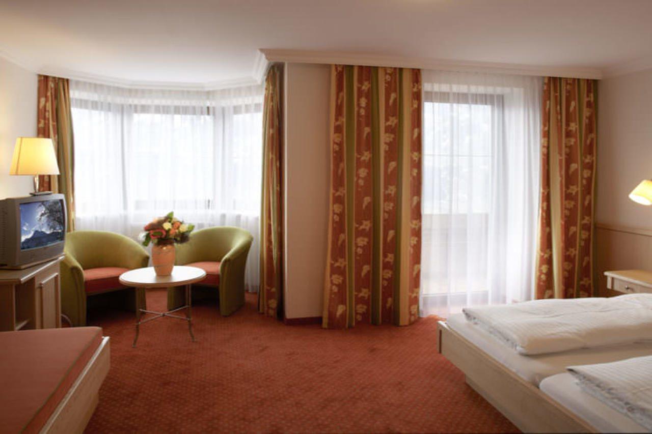 Ferienhotel Hoppet Hart im Zillertal Exterior foto